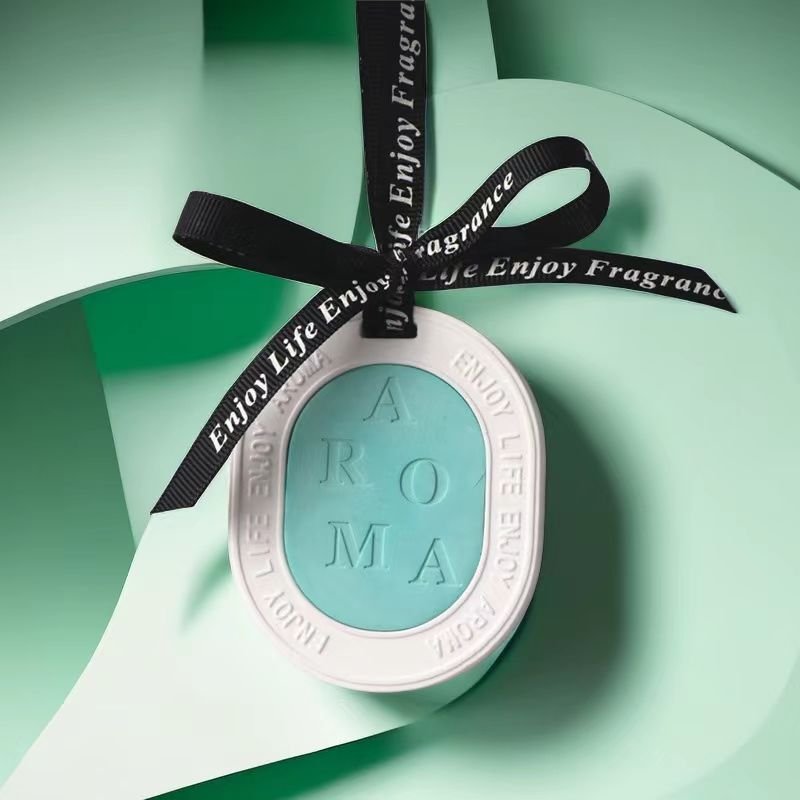Hot Sell Home Fragrance Essential Oil Diffuser Green White Color Matched Scented Ceramic Plaster Stone Car Hanging Air Freshener