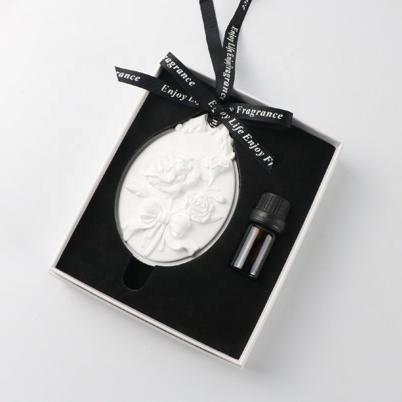 Stocked Wholesale Home Fragrance Decoration Hanging Scented Ceramic Porcelain Flower Car Essential Oil Aroma Plaster Diffuser