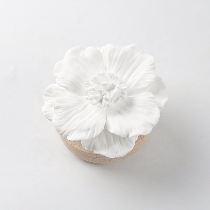 Stocked Wholesale Scented Car Home Aroma Air Freshener Wood Base Handmade Porcelain Ceramic Flower Fragrance Oil Diffuser