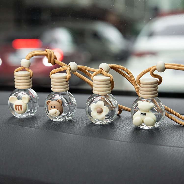 Cartoon Car Hanging Diffuser Bottle Aromatherapy Car Air Freshener Daisy Empty Car Perfume Essential Oil Glass Bottle