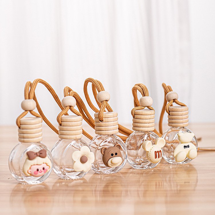 Cartoon Car Hanging Diffuser Bottle Aromatherapy Car Air Freshener Daisy Empty Car Perfume Essential Oil Glass Bottle