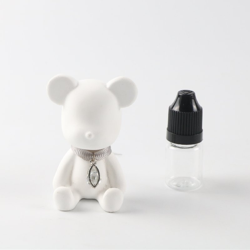 Wholesale Bear Shape Car Vent Clip Air Freshener Ceramic Scented Aroma Plaster Porcelain Flower Fragrance Essential Oil Diffuser