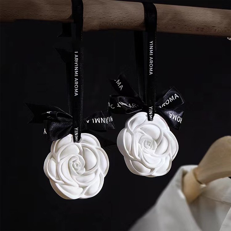 Flower Car Air Freshener Pendant Automotive Interior Perfume Essential Oil Diffuser Vent Clip Car Decorations