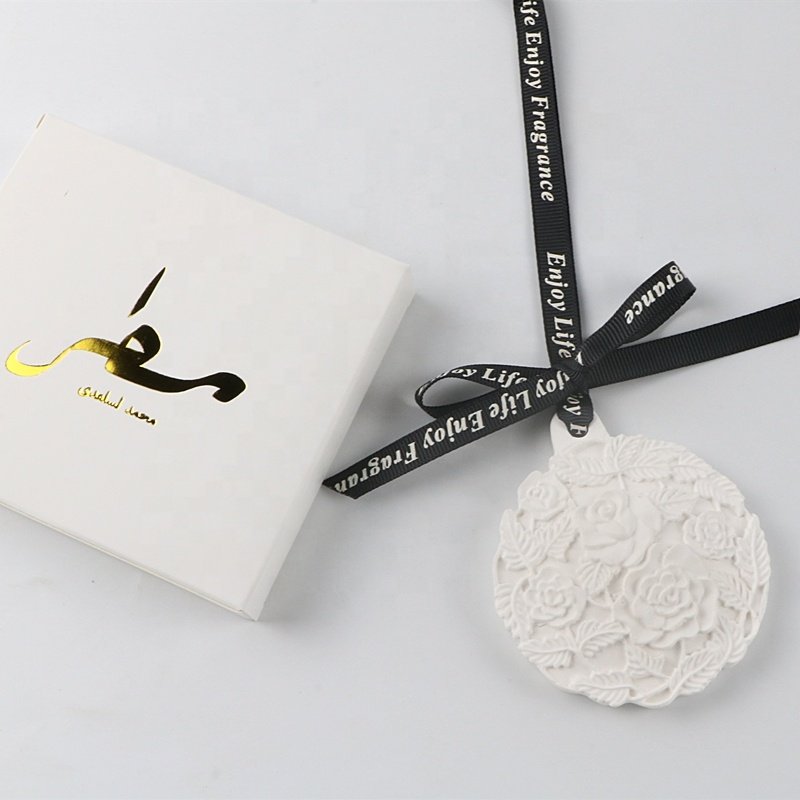 Novelty Ceramic Flower Shaped Home Fragrance Gift Car Air Freshener Hanging Scented Aroma Essential Oil Stone Diffuser