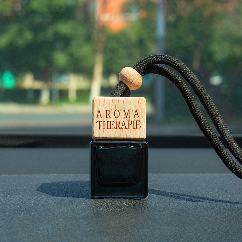 Square color frosted perfume bottle pendant car perfume essential oil bottle air freshener rearview mirror diffuser bottle