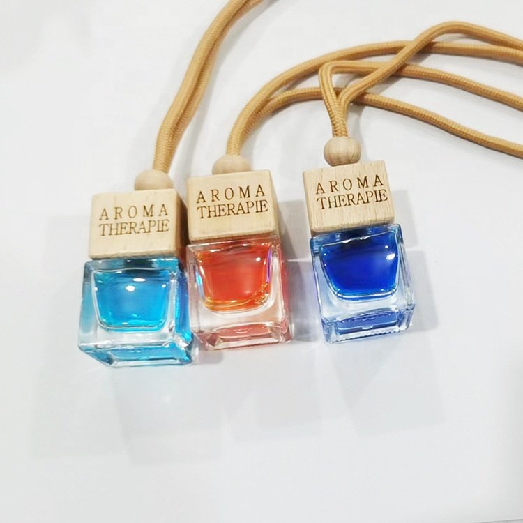 8ML Car Perfume Hanging Bottles Aromatherapy Refillable Air Freshener Diffuser Rear Mirror Pendant Car Interior Accessories