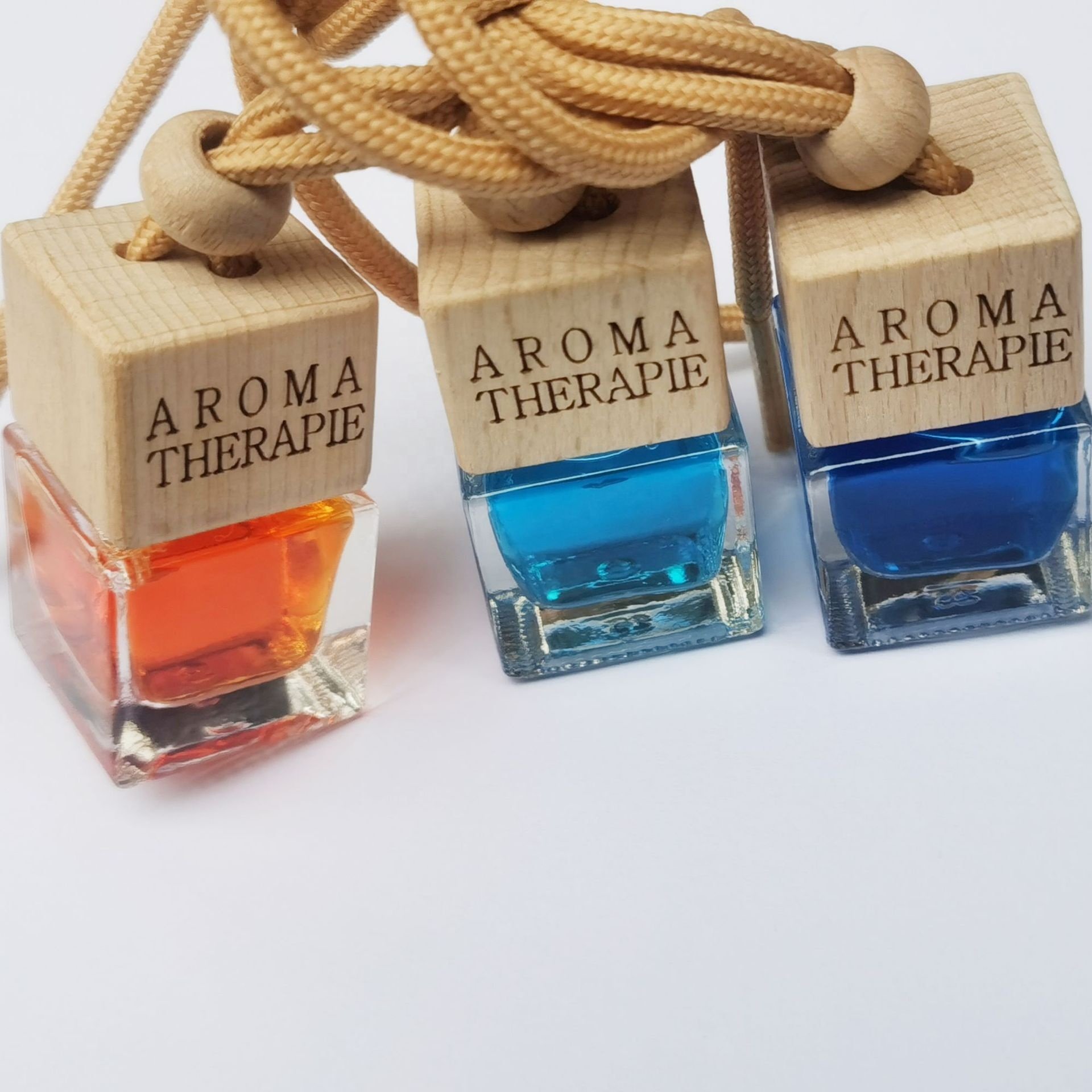 8ML Car Perfume Hanging Bottles Aromatherapy Refillable Air Freshener Diffuser Rear Mirror Pendant Car Interior Accessories