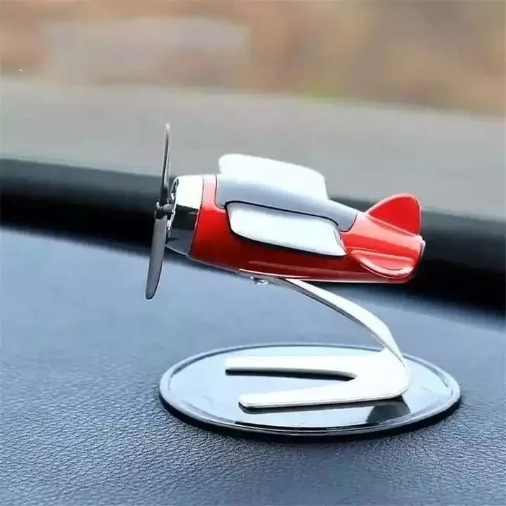Wholesale aromatherapy air conditioning outlet clip air freshener car ornaments car interior decoration car aromatherapy