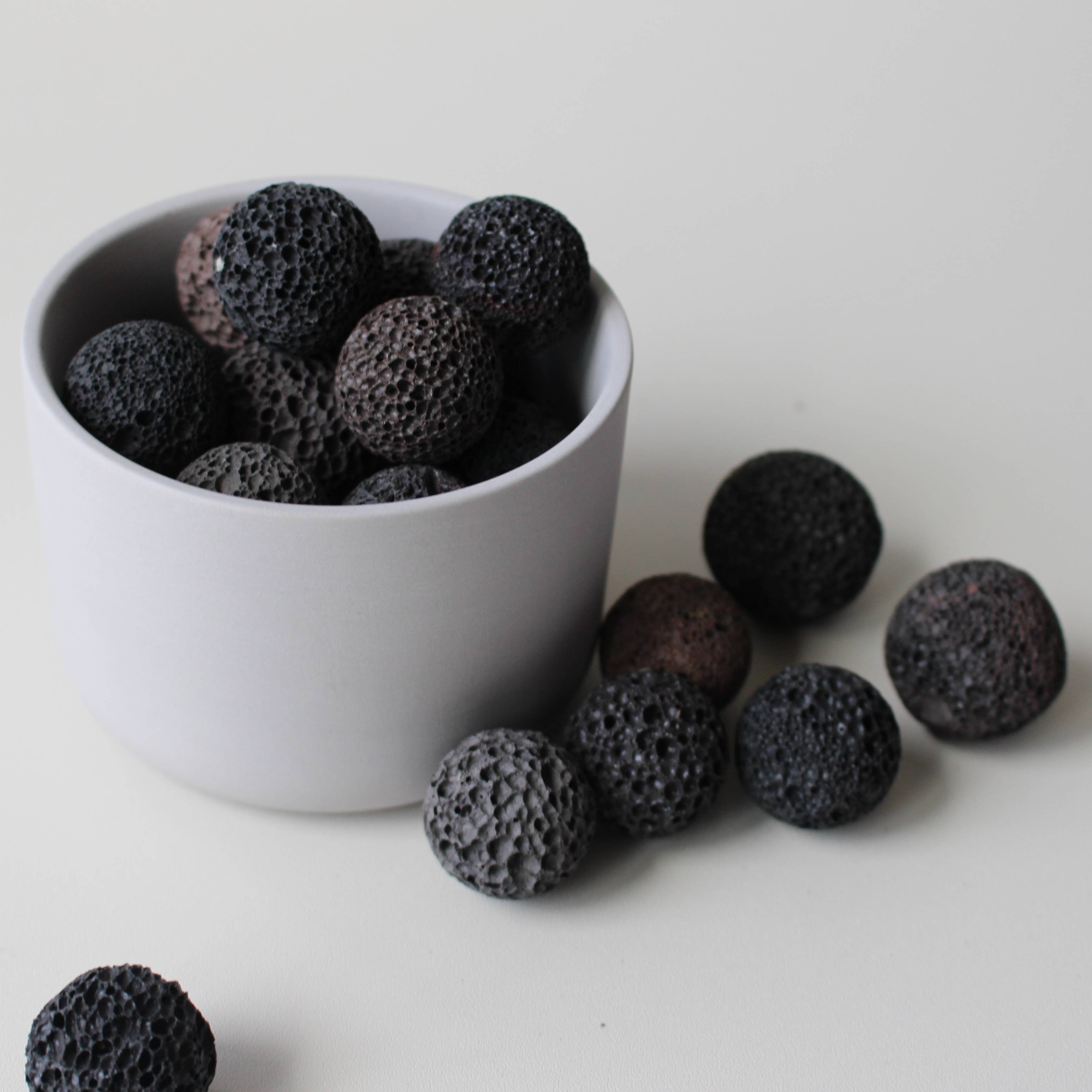 Lava Rock Diffuser for Essential Oils Travel Size and Portable Diffuser for Essential Oils, Lava Stone Aromatherapy