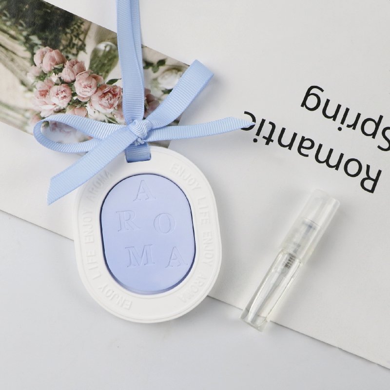 Hot Sell Blue White Color Matched Scented Ceramic Aroma Plaster Home Fragrance Essential Oil Diffuser Car Hanging Air Freshener