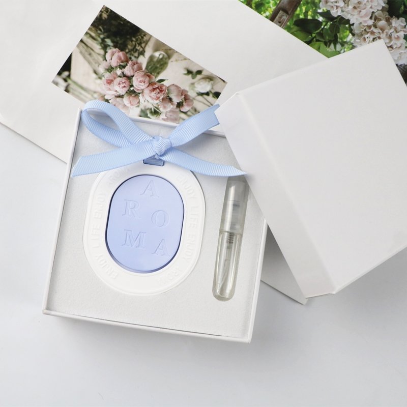 Hot Sell Blue White Color Matched Scented Ceramic Aroma Plaster Home Fragrance Essential Oil Diffuser Car Hanging Air Freshener