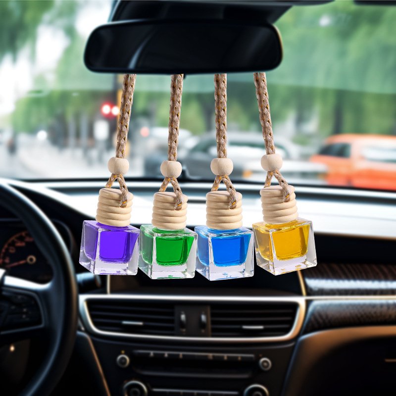 Empty Flat Square Shape Perfume Car Mini Hanging Bottle Hanging Wood Car Perfume Bottle Hanging Wooden Cap