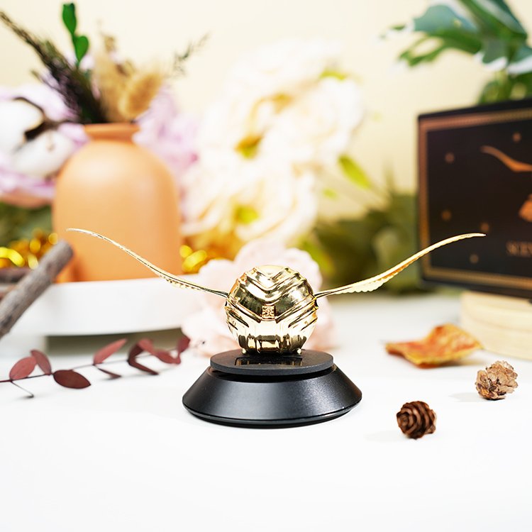 Gold Car Decoration Solid Car Perfume Air Freshener can swing Car Perfume Floral and fruity fragrance plus marine scent