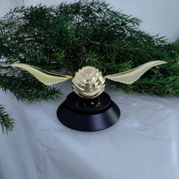Gold Car Decoration Solid Car Perfume Air Freshener can swing Car Perfume Floral and fruity fragrance plus marine scent