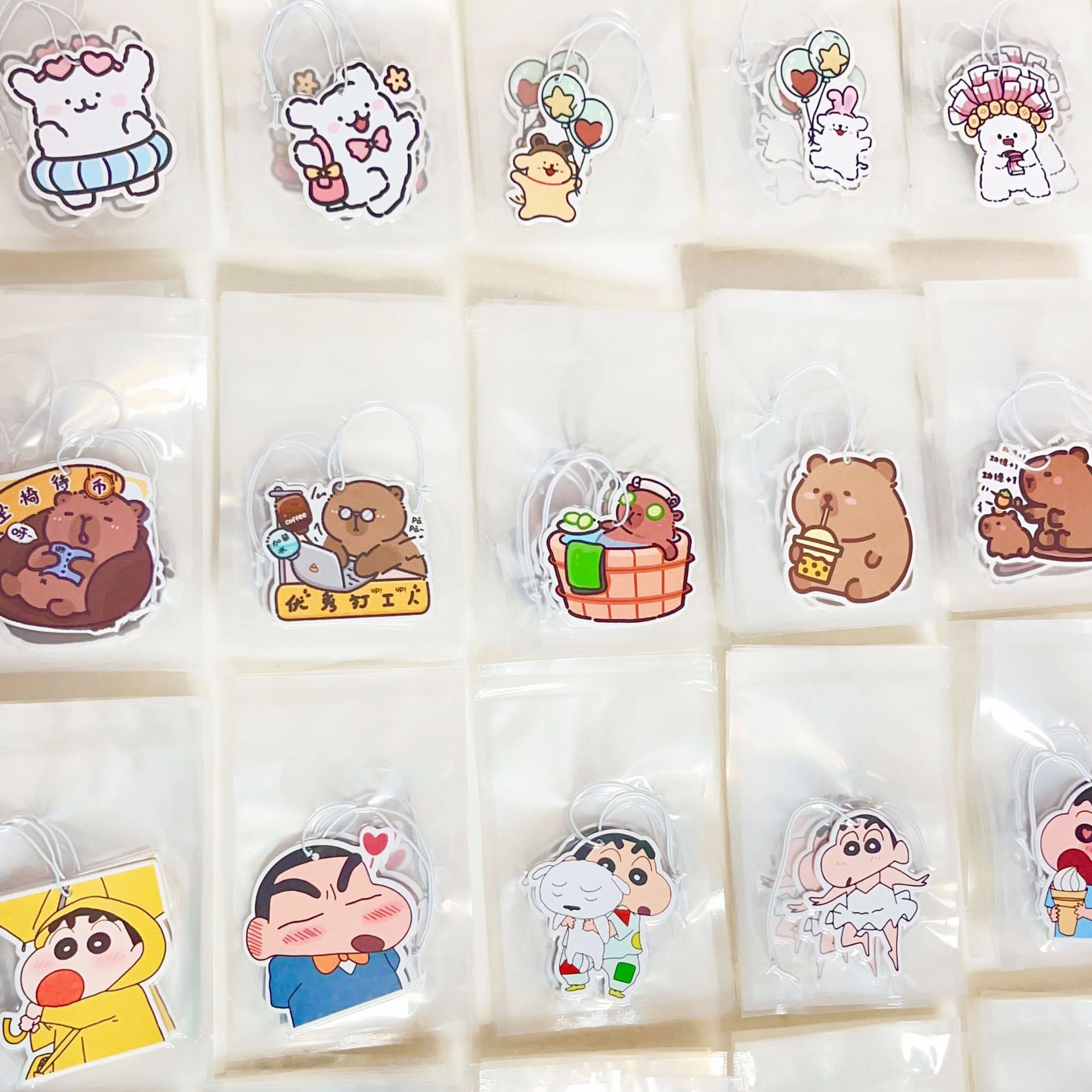 In Style Perfume Paper Car Air freshener Promotional Shaped Paper Hanging Air Freshener For Room 12 Piece Blind Box