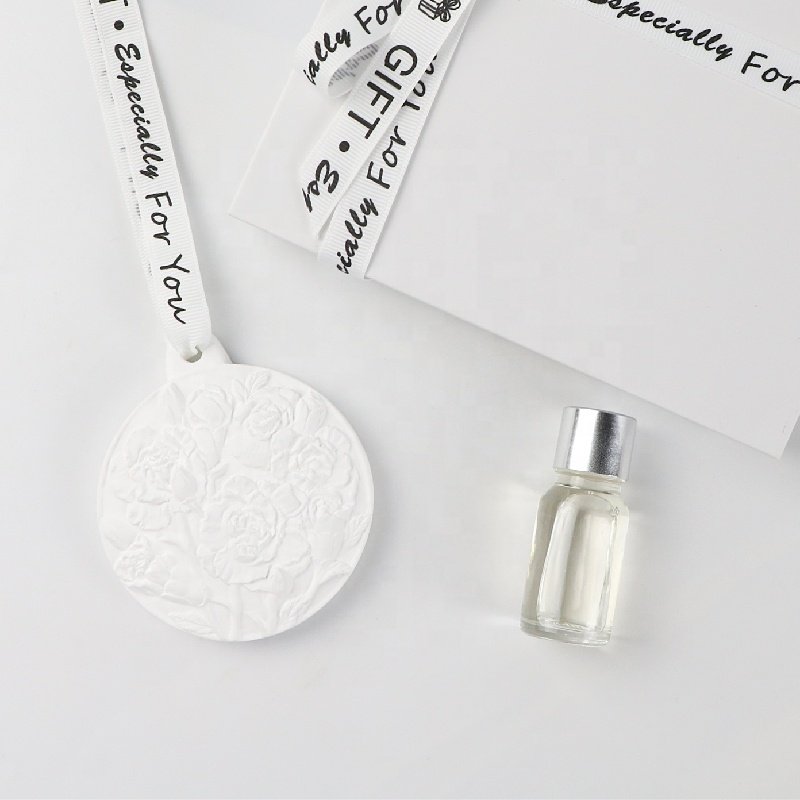 Stocked Wholesale Home Decorative Car Wardrobe Air Freshener Hanging Scented Ceramic Aroma Plaster Porcelain Flower Oil Diffuser