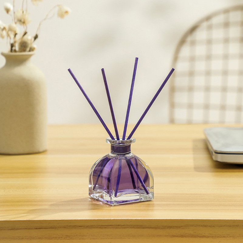Custom Logo 50ml Home Decoration Crystal Natural Liquid Essential Oil Aroma Aromatherapy Reed Diffuser