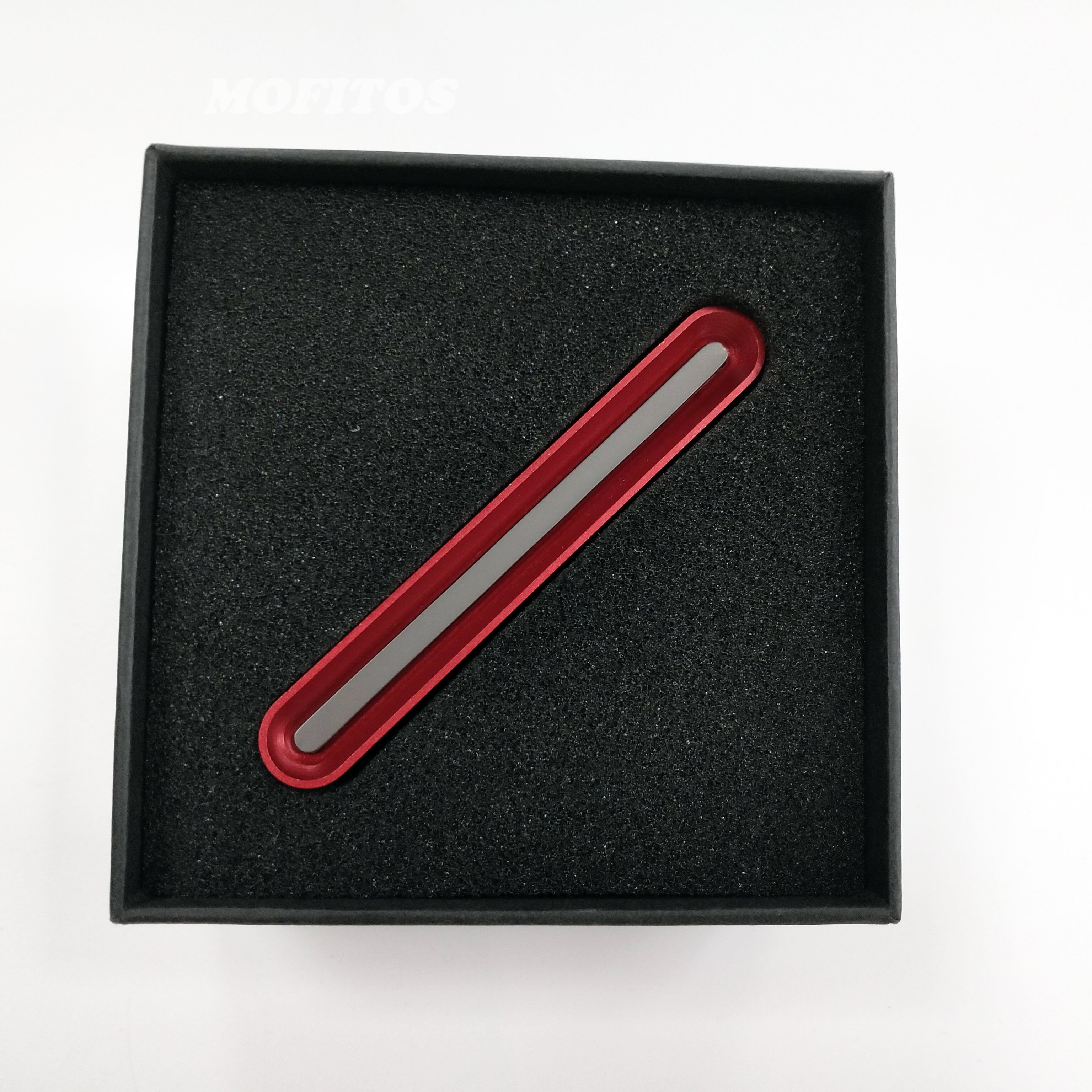 Air freshener Car aircondi tioner clip solid perfume Car air freshener Car export perfumevent