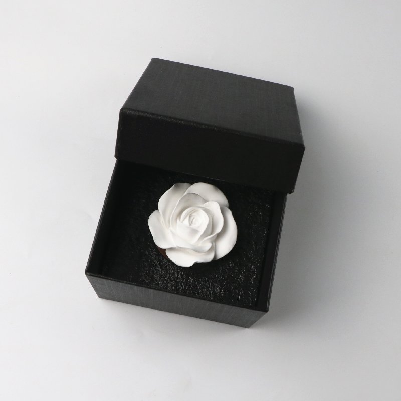 Home Car Decoration Air Freshener Aromatherapy Gypsum Scented Ceramic Rose Aroma Wood Essential Oil Fragrance Diffuser