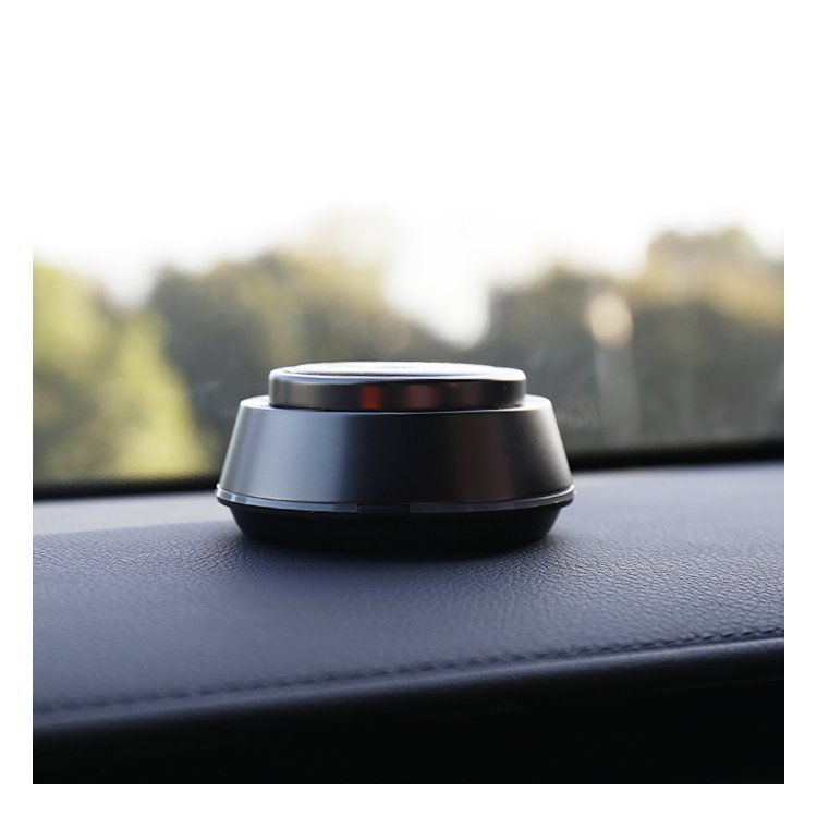 Solar Powered Wholesale Car Fragrance Diffuser Refills Essential Oil Rechargeable Mist Spray Car Perfume Fresheners