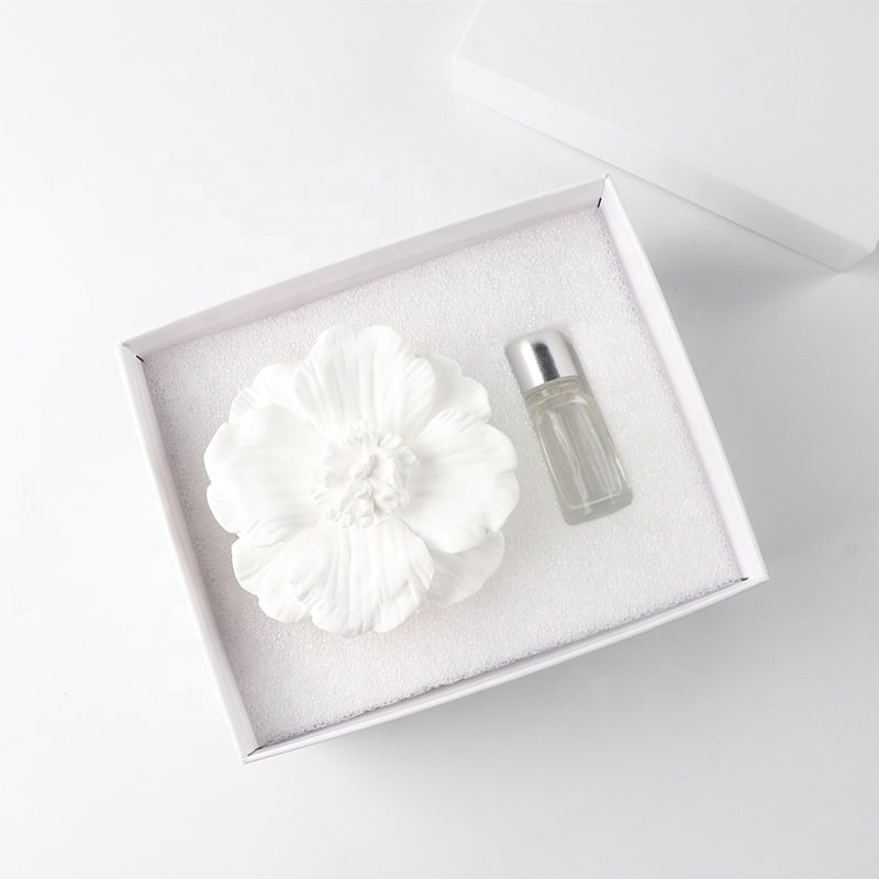 Hot Sale Home Car Air Freshener Aromatherapy Scented Ceramic Aroma Plaster Porcelain Flower Fragrance Essential Oil Diffuser