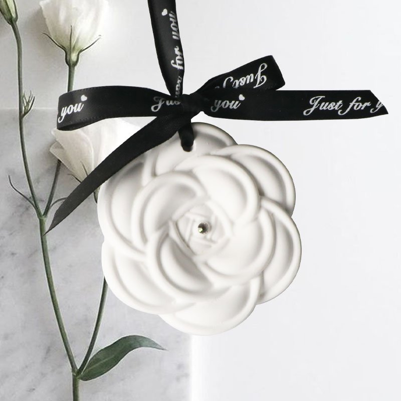 FinRu Stocked Camellia Hanging Car Scented Ceramic Flower Aroma Plaster Porcelain Fragrance Oil Diffuser Wardrobe Air Freshener