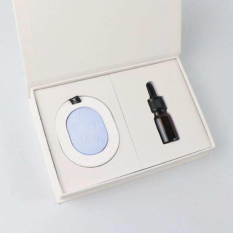 Stocked Wholesale Scented Ceramic Aroma Plaster Porcelain Fragrance Essential Oil Diffuser Hanging Car Wardrobe Air Freshener