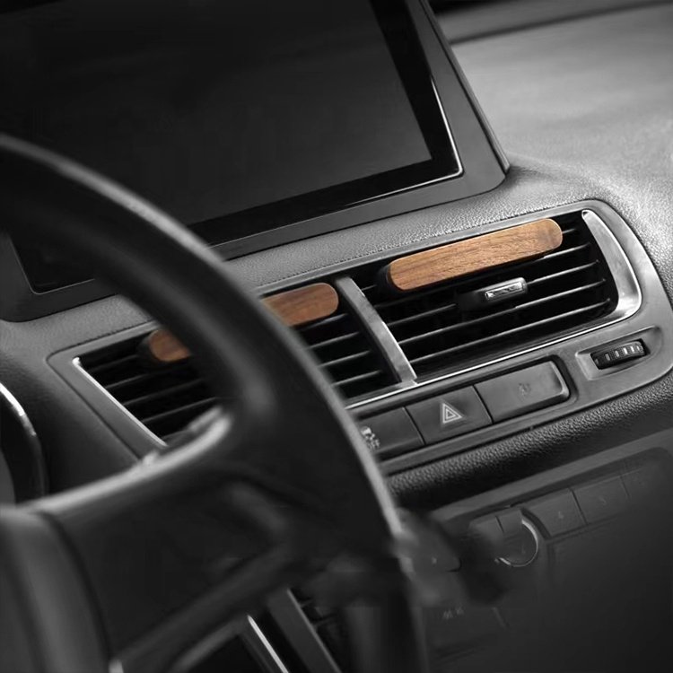 Innovative Design Car Decorations Car Air Freshener Natural Wood Aromatherapy Oil Diffuser for Large Room