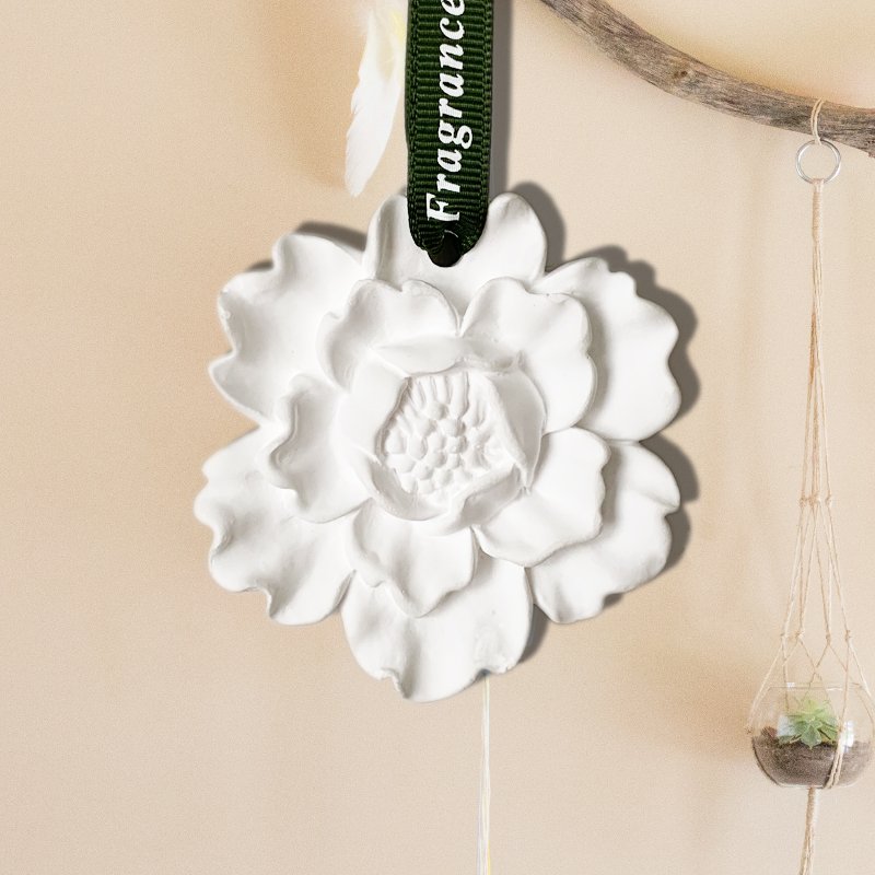 Car Inner Pendant Decoration Air Freshener Hanging Scented Ceramic Peony Flower Shaped Aroma Plaster Essential Oil Diffuser
