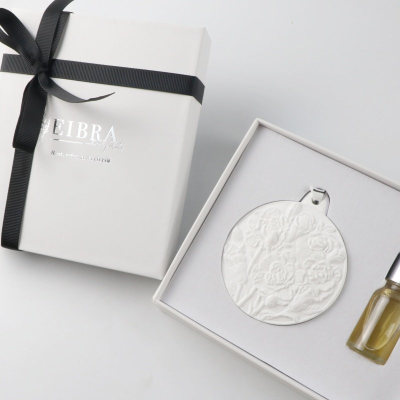 Customized logo Luxury Gift Set Hanging Wardrobe Air Freshener Scented Ceramic Aromatherapy Fragrance Essential Oil Diffuser