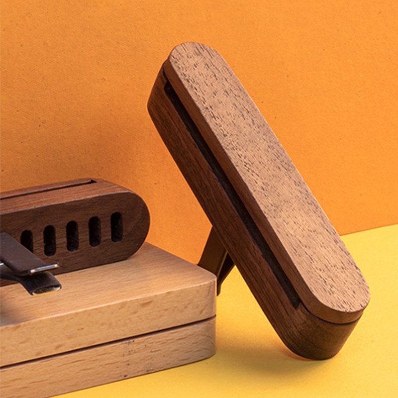 2024 Best Sellers Metal Car Air Freshener Diffuser Custom Wood Metal Aroma Diffuser Car Fragrance Air Vent Clip