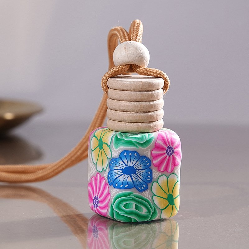 Custom 8ml 10ml Car Diffuser Glass Bottles Car Air Freshener Colored Car Hanging Perfume Diffuser with Wooden Cap