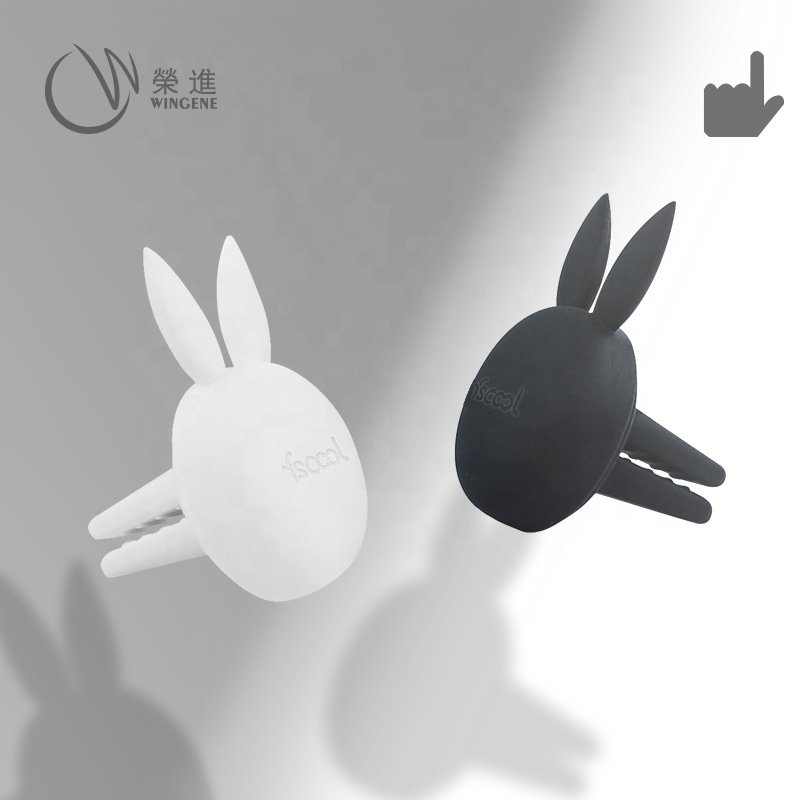 Colorful Mini Cartoon Perfume Bracket Car Accessories Diffuser Air Freshener Silicone Cartoons Car Aroma Diffuser