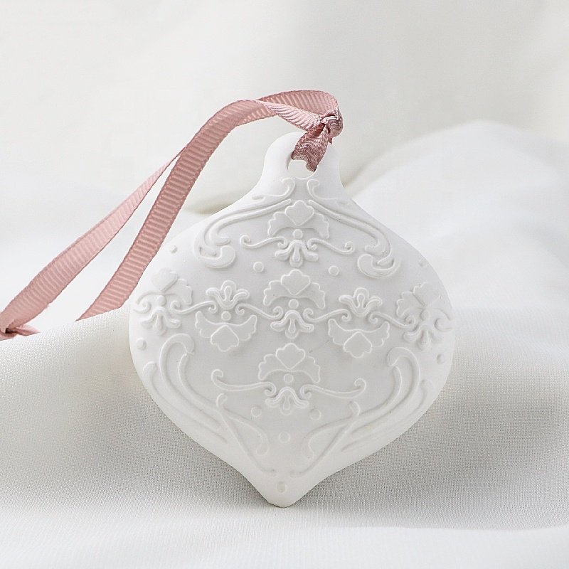 Stocked Hanging Car Home Wardrobe Air Freshener Scented Ceramic Flower Aroma Plaster Porcelain Fragrance Essential Oil Diffuser