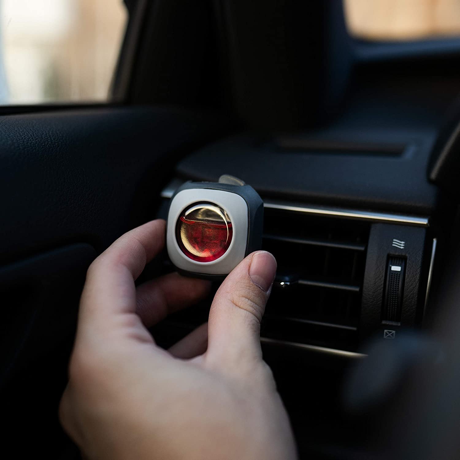 Custom Long-lasting Fragrance Air Freshener Eliminated Odors Car Scent Smell Air Fresheners Diffuser Vent Clip Perfume