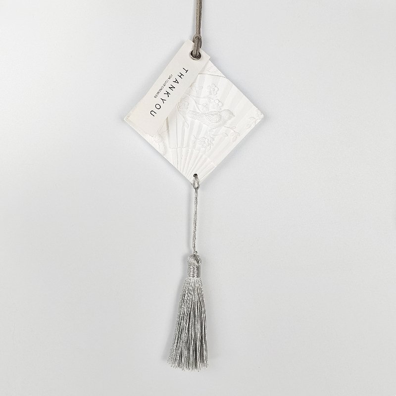Chinese Style White Hanging Home Car Wardrobe Air Freshener Scented Ceramic Fragrance Essential Oil Aroma Plaster Diffuser