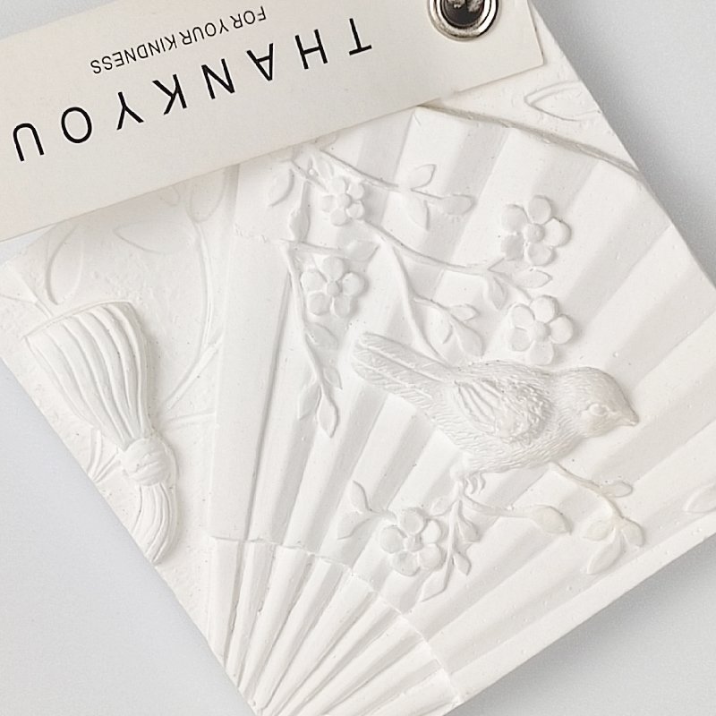 Chinese Style White Hanging Home Car Wardrobe Air Freshener Scented Ceramic Fragrance Essential Oil Aroma Plaster Diffuser