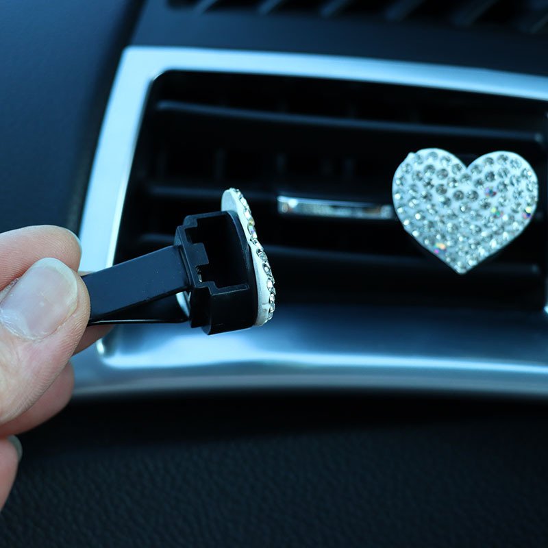 Tik Tok Hot Sale Heart Car Vent Clip Air Freshener Car Air freshener Air Outlet Clip In Car Ornaments