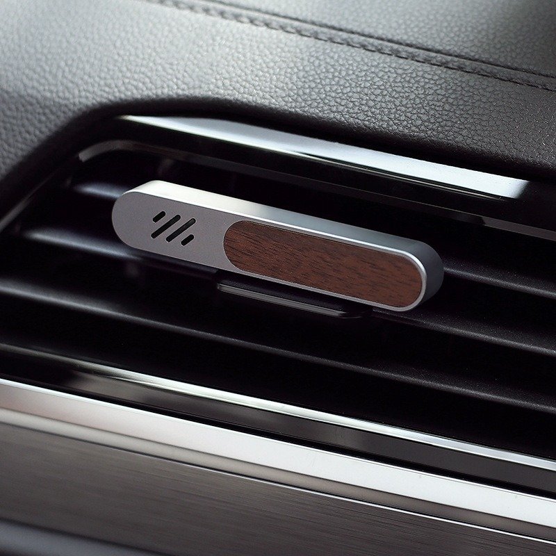 Car air freshener Car export perfume vent Air freshener Car air conditioner clip solid perfume