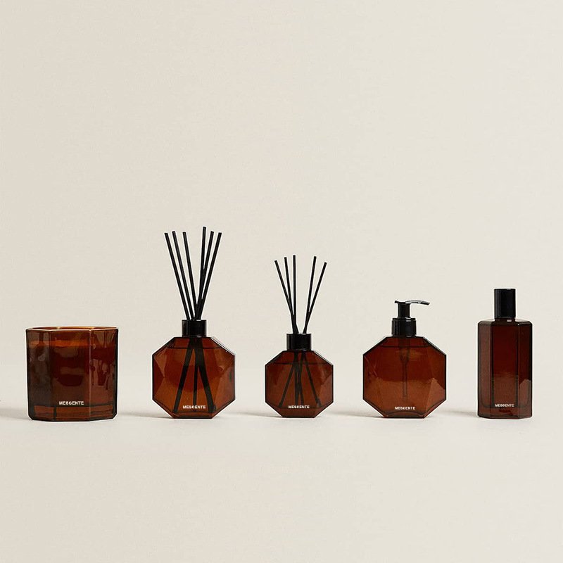 Mescente Wholesale Luxury Flower Sticks Tobacco and Teakwood Fragrance Oil Reed Diffuser