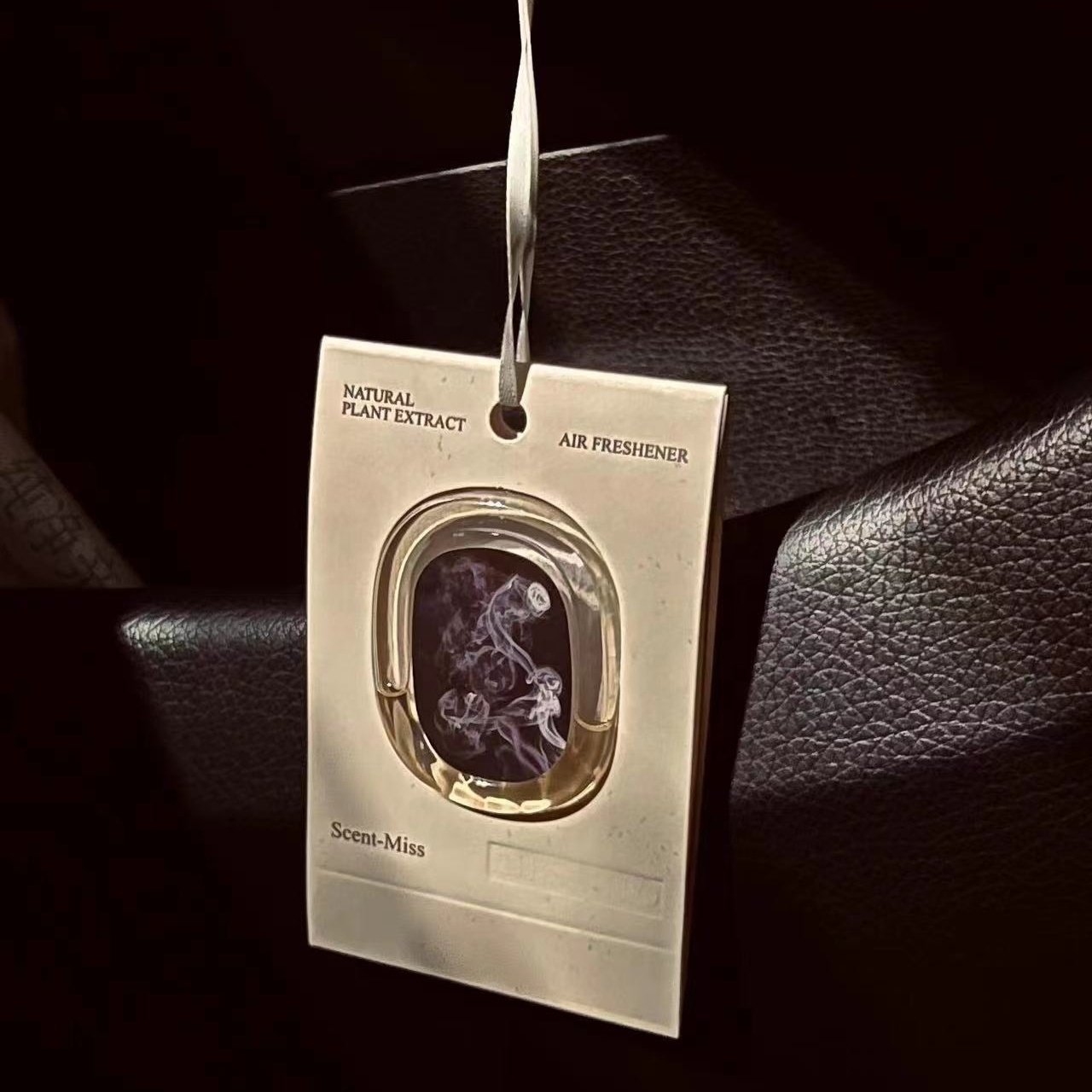 Wholesale Air Fresheners Hanging Liquid Car Perfume Air Freshener Custom Scents Fragrance For Car Decoration Hanging Fragrance