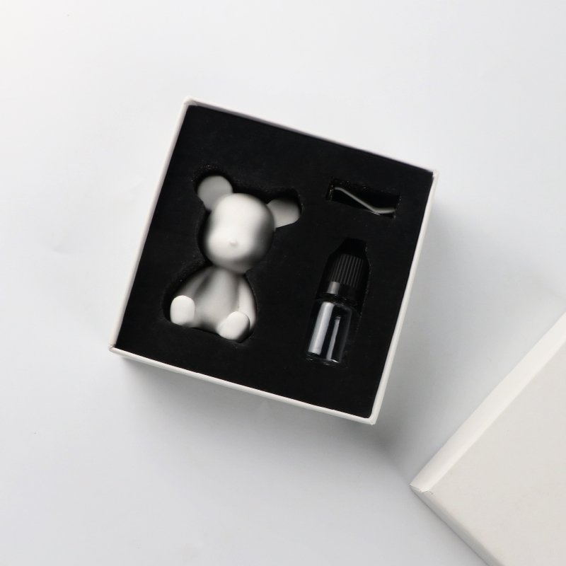 Cute White Bear Shaped Scented Ceramic Porcelain Aroma Fragrance Essential Oil Diffuser Car Vent Clip Air Freshener