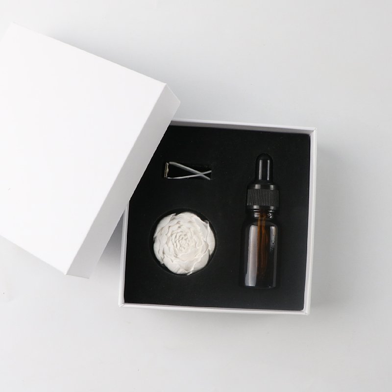 Factory Wholesale Car Vent Air Freshener White Peony Scented Ceramic Aroma Plaster Porcelain Flower Essential Oil Diffuser