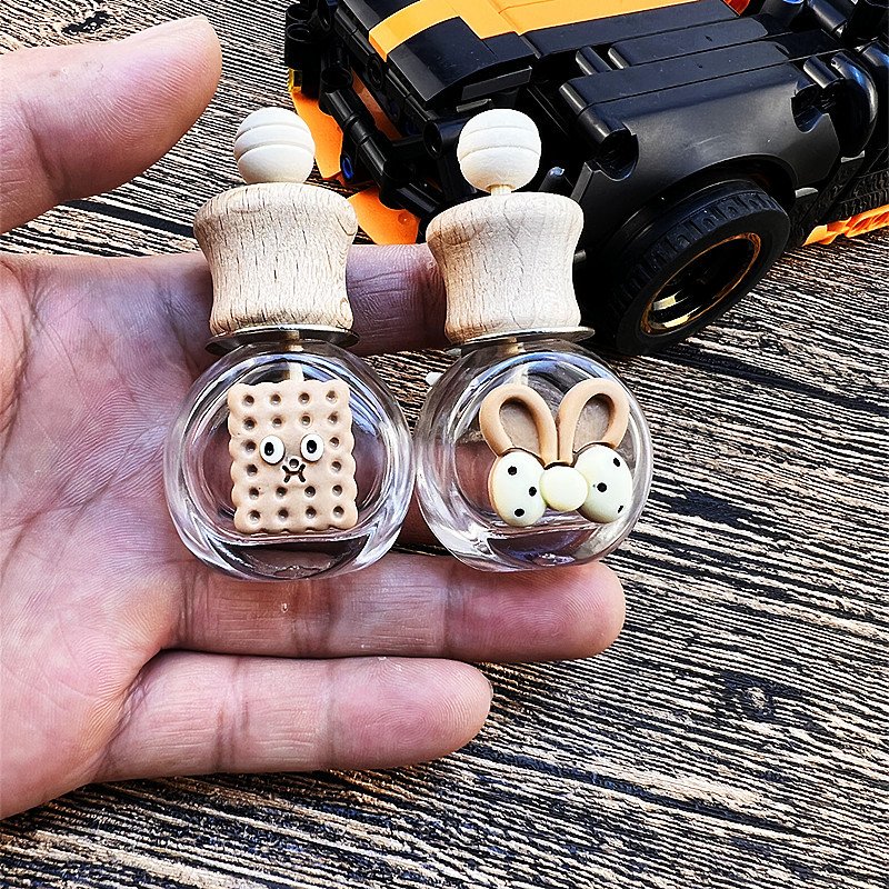 Cute Car Air Freshener Bottle Perfume Clip Air Vent Outlet Aromatherapy Essential Oils Diffuser
