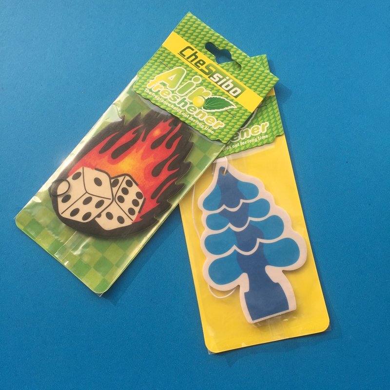 Wholesale Eco-Friendly Car Air Fresheners Paper Perfume with Apple Pattern and Scents of Rose Orange Jasmine Forest Lavender