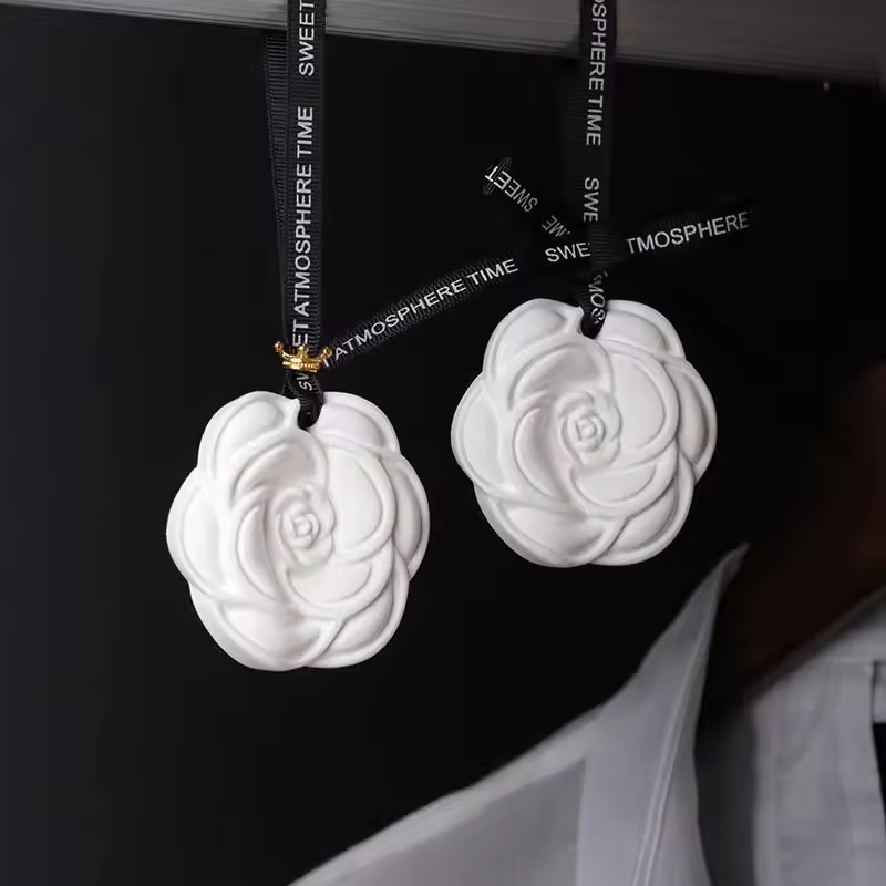 TX car rearview mirror aromatherapy pendant floral plaster perfume diffuser car interior decoration