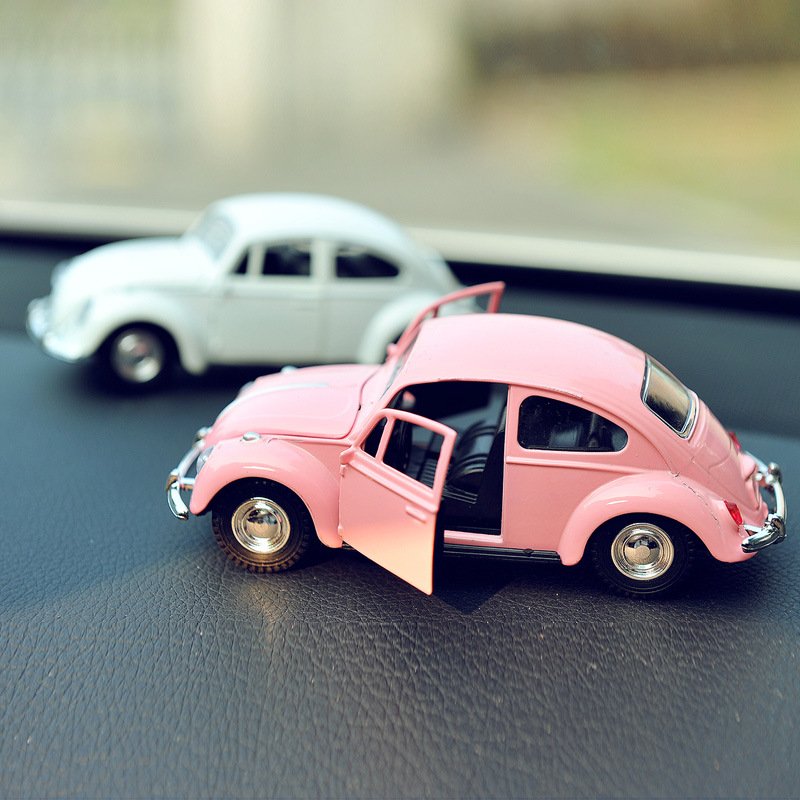 Cute Car Model Car Interior Decoration Dashboard Center Auto Perfume Vintage Car Models Toy Accessories