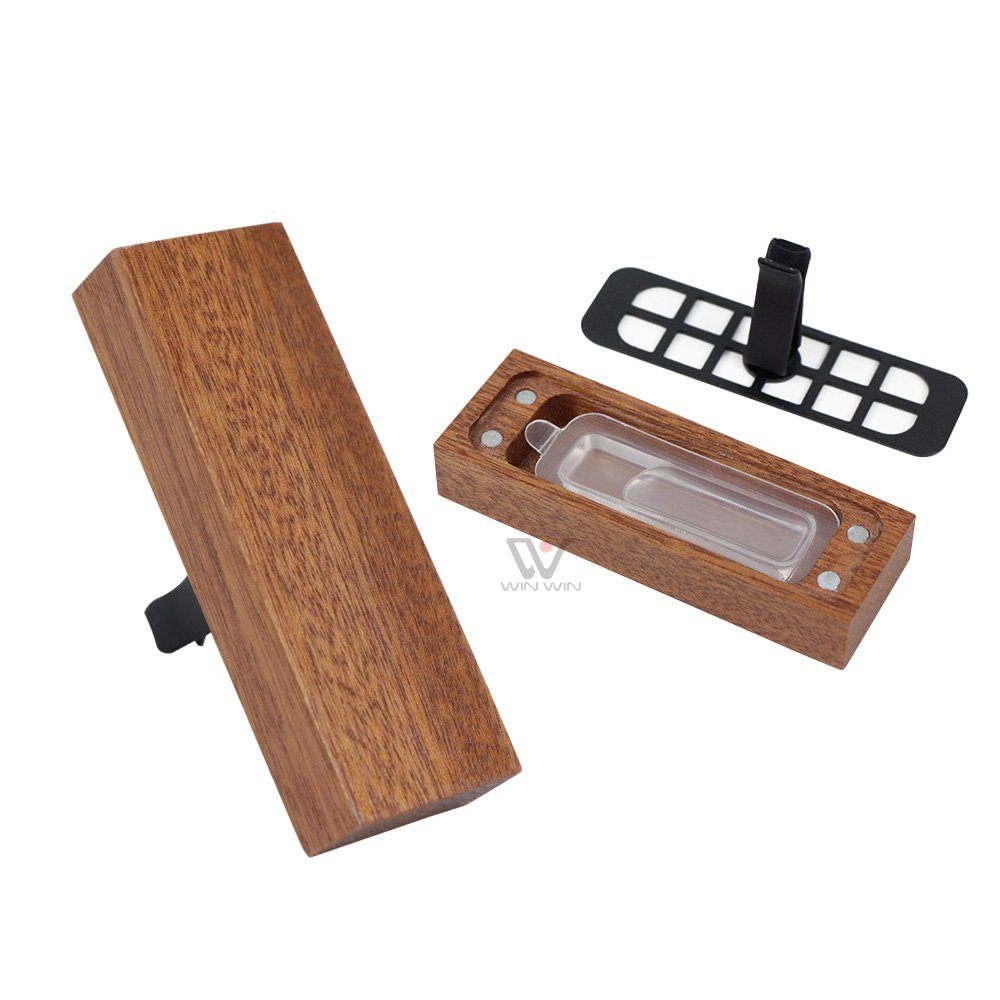 Car Air Freshener Auto outlet Perfume Vent Air freshener in the Car Air Conditioning Clip Essential Oil Perfume