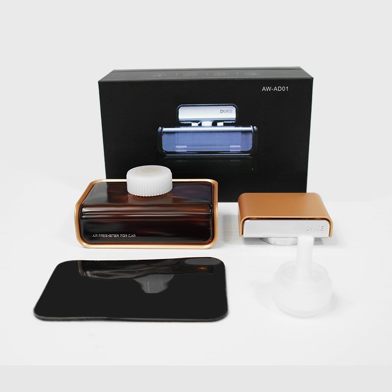 OEM/ODM 50ml large capacity luxury car glass empty bottle perfume diffuser car dashboard decoration accessories