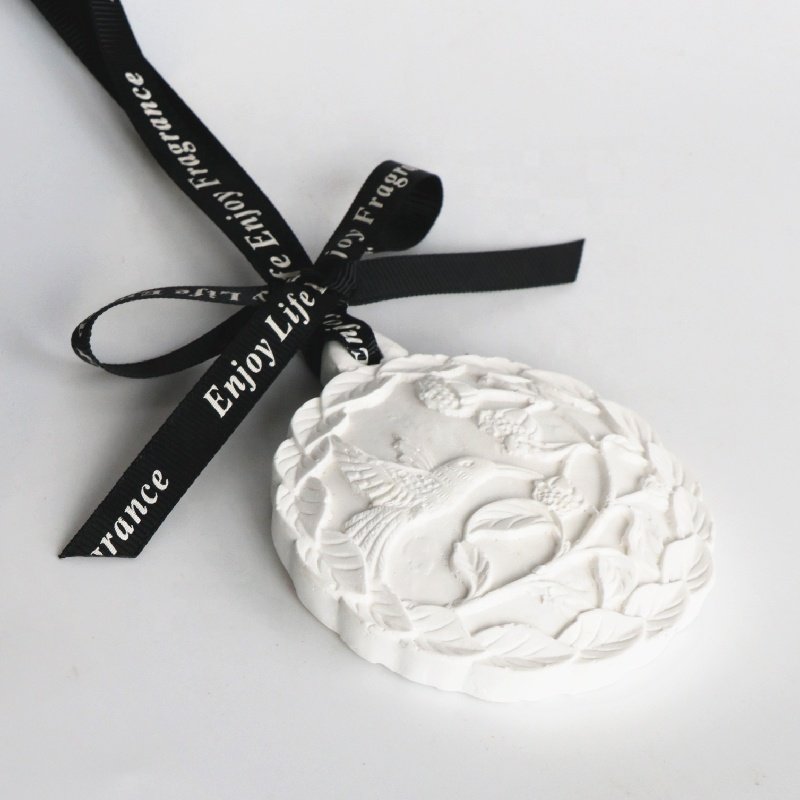 Hanging Round Scented Ceramic Flower Car Wardrobe Air Freshener Porcelain Fragrance Essential Oil Aroma Plaster Diffuser